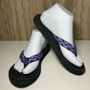 Reef Women's 8 Multicolor Flip Flops Sandal Thongs Woven Braided Strap Blue Pink